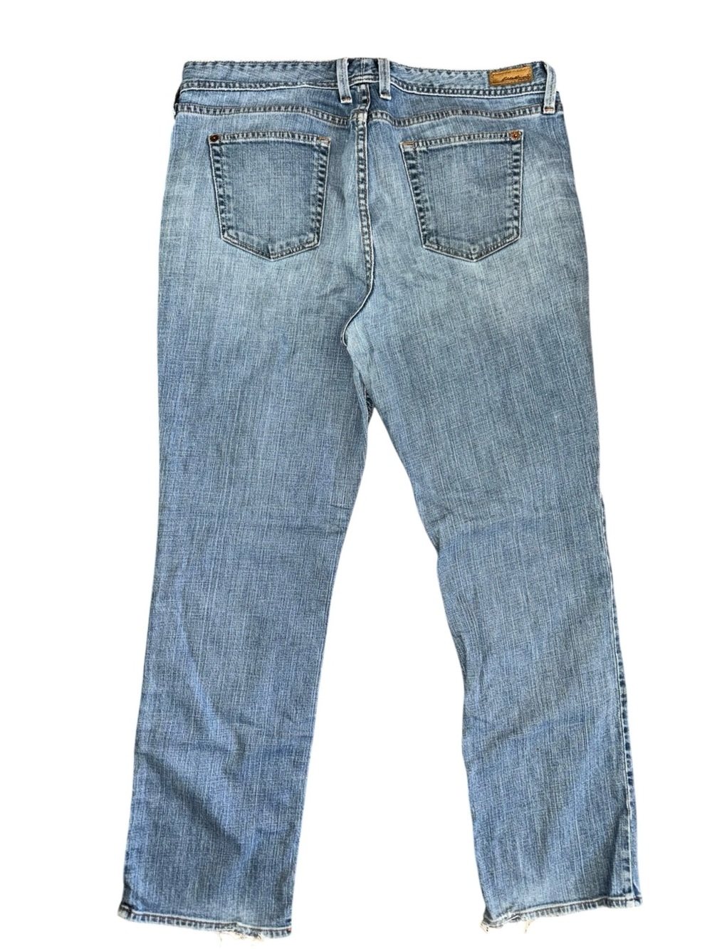 Eddie Bauer Relaxed Straight Leg Jeans Light Wash Women’s Size 16R Denim - Picture 2 of 9